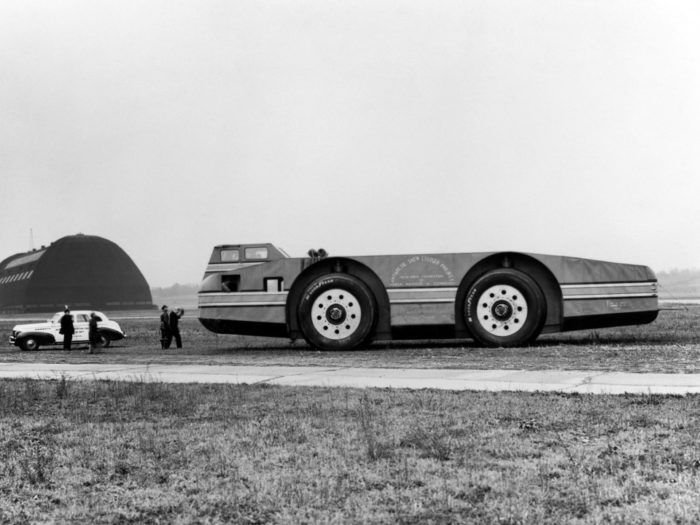1939 Antarctic Snow Cruiser 23 700x525