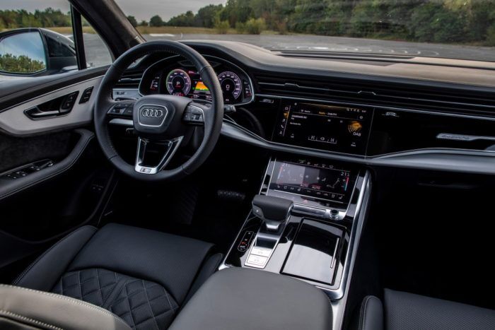 Audi Q7 60 TFSIe Quattro 18 700x467