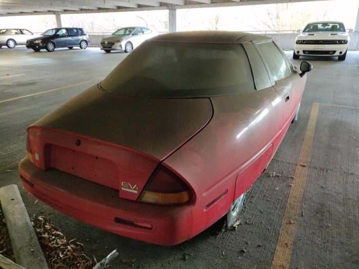GM EV1 Abandonado 3 700x525