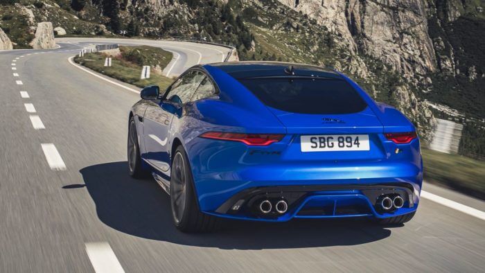 Jaguar F Type R 2020 11 700x394