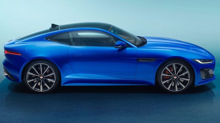 Jaguar F Type R 2020 7 700x394