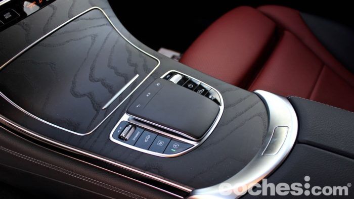 Mercedes GLC 200 Prueba Interior 2 700x394