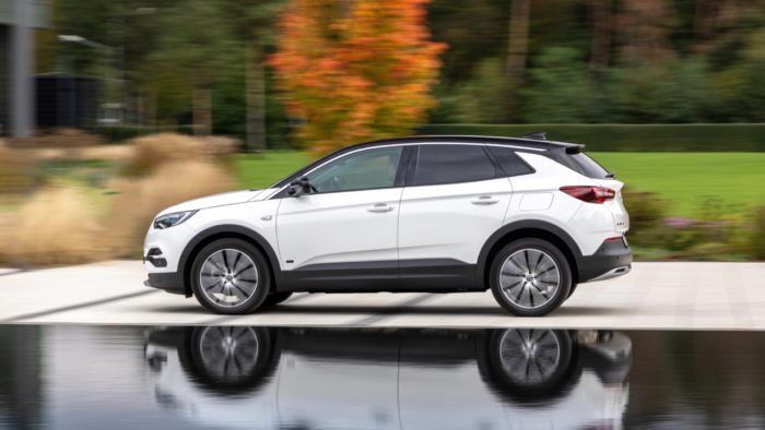 Opel Grandland X PHEV Traccion Delantera 5 700x394