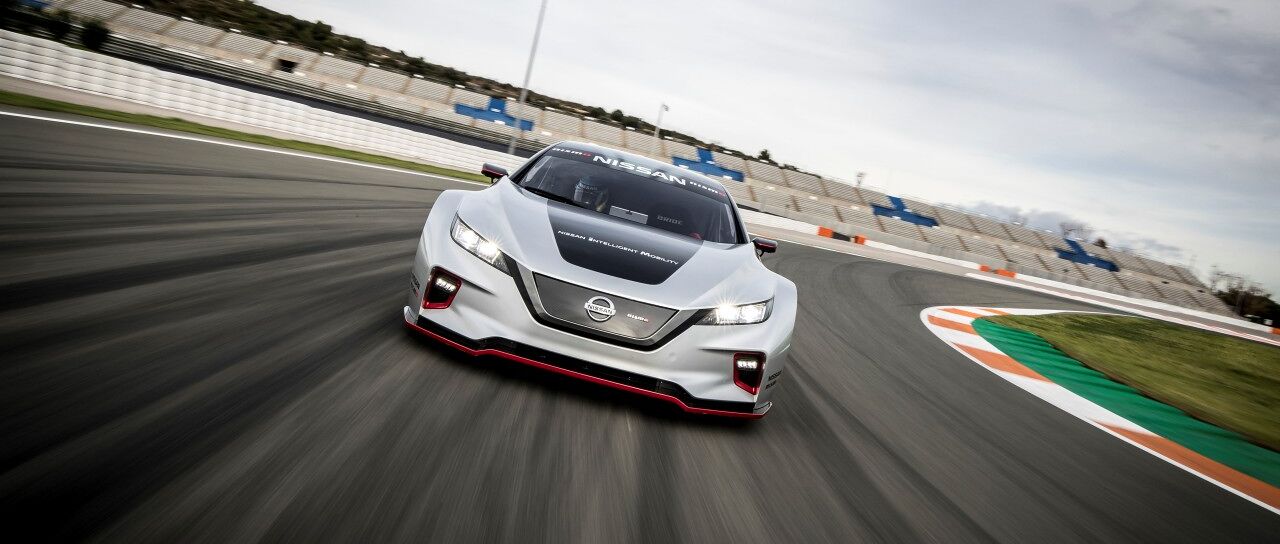 Todas las noticias de coches en un solo portal: Pruebas, fotos, vídeos, informes...