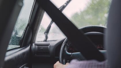 Consejos para mejorar la visibilidad cuando conduces con lluvia