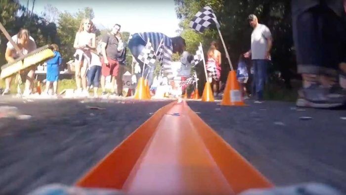 Hot Wheels Pista Mas Larga Del Mundo 2020 1 700x394