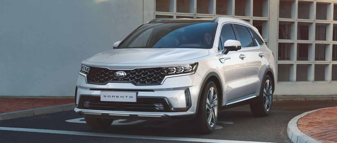 Todas las noticias de coches en un solo portal: Pruebas, fotos, vídeos, informes...