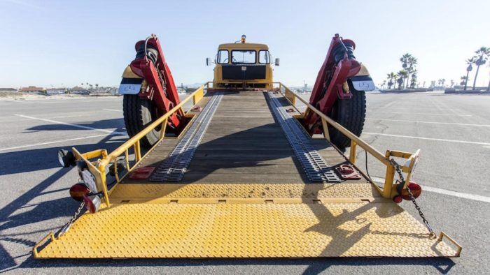 Mercedes Unimog Grua 13 700x394