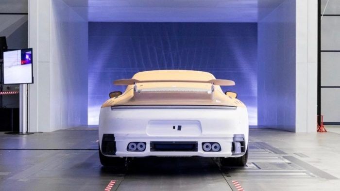 Porsche 911 SportDesign Y Aerokit 3 700x394