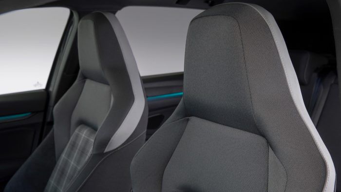 Volkswagen Golf GTD 2020 4 700x394