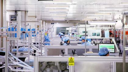 Mascarillas y respiradores a contrarreloj: así ayuda la industria automovilística a frenar el coronavirus