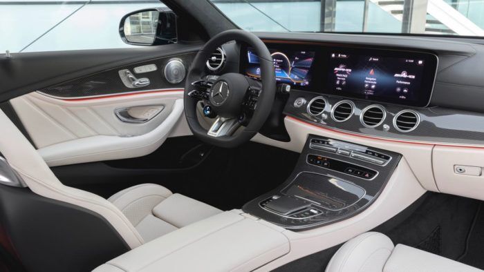 Mercedes AMG E 53 Estate 2020 Interior 2 700x394
