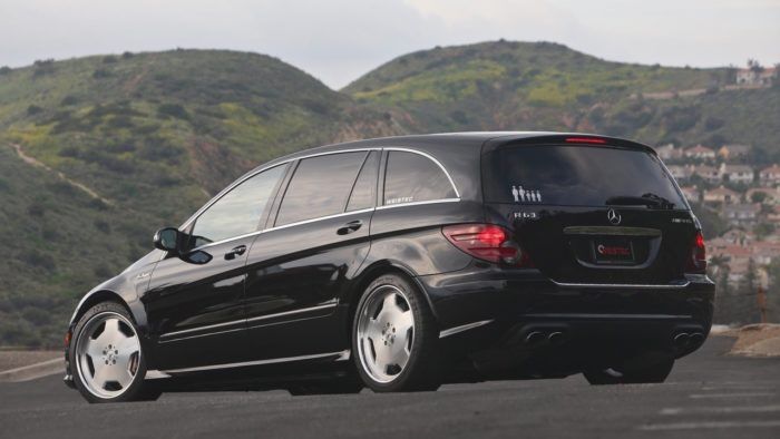 Mercedes Benz R63 AMG 4 700x394