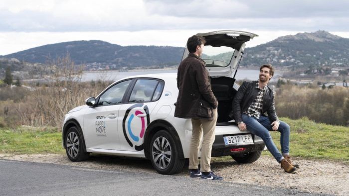 Peugeot E 208 Emov 1 700x394