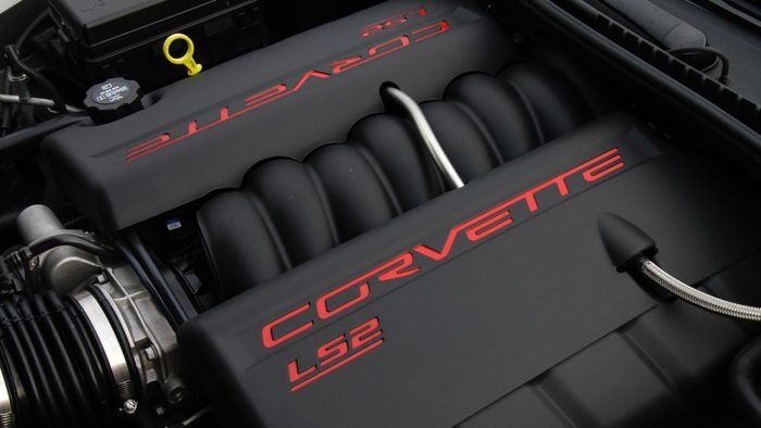 Chevrolet Corvette Convertible C6 2006 Motor 1 700x394