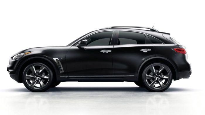 Infiniti QX70 2014 3 700x394