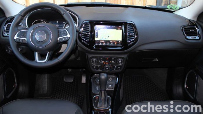Jeep Compass Prueba Interior 15 700x394