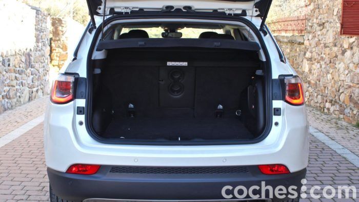Jeep Compass Prueba Maletero 1 700x394