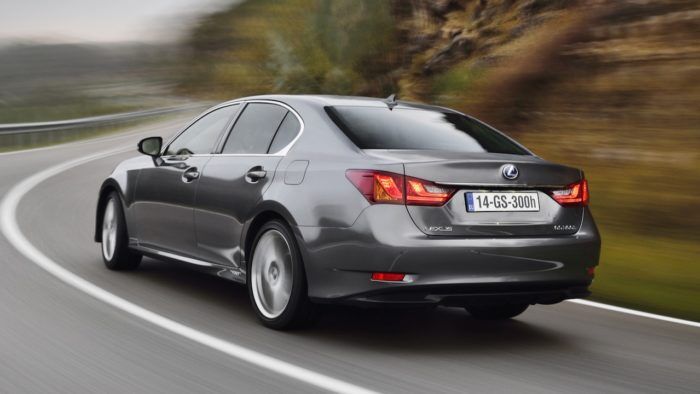 Lexus GS 2012 15 700x394