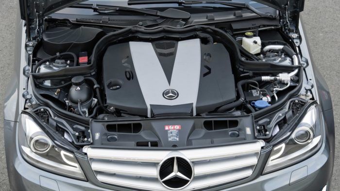 Mercedes Clase C Estate 2011 5 700x394