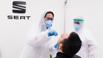 Los empleados de SEAT volverán al trabajo tras pasar test de coronavirus