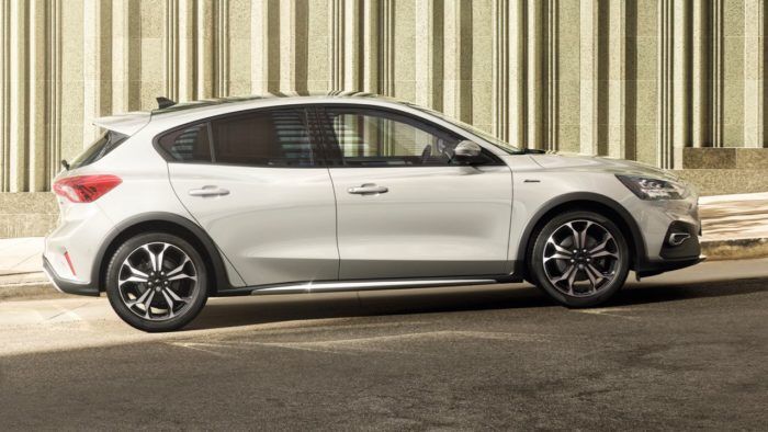 Ford Focus Ecobbost Hybrid 2020 4 700x394