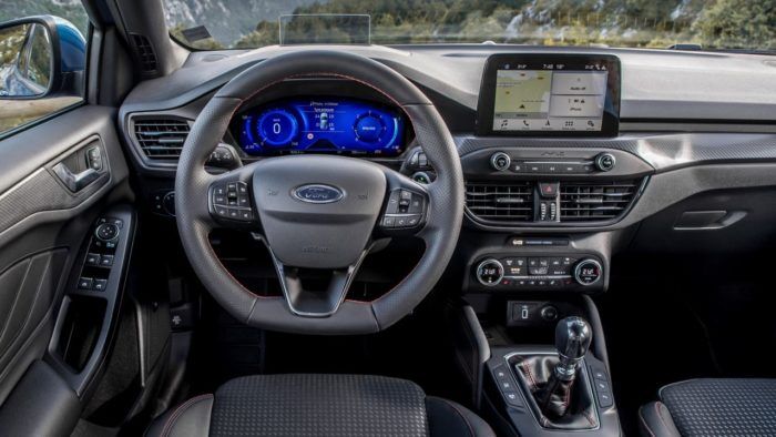 Ford Focus Ecobbost Hybrid 2020 Interior 3 700x394