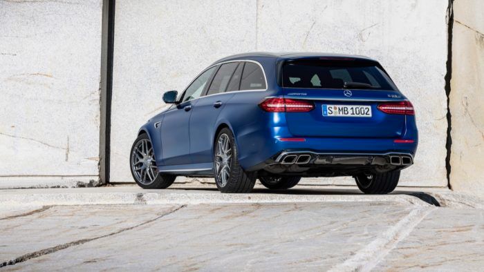 Mercedes AMG E 63 4Matic Estate 4 700x394