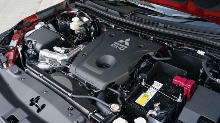 Mitsubishi L200 Motor 1 700x394
