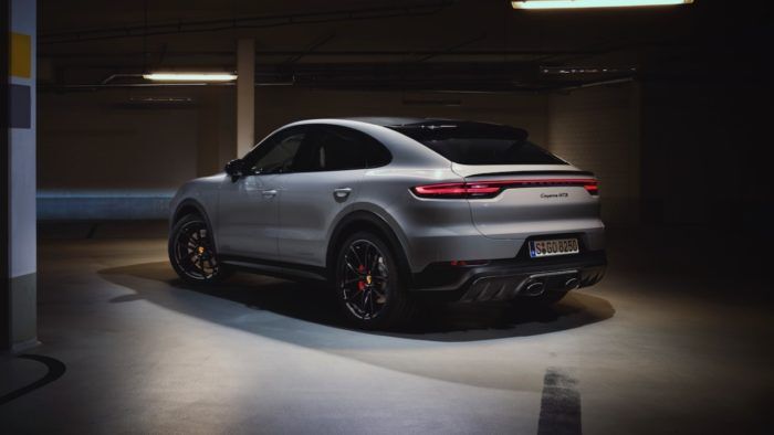 Porsche Cayenne GTS Coupe 2020 7 700x394
