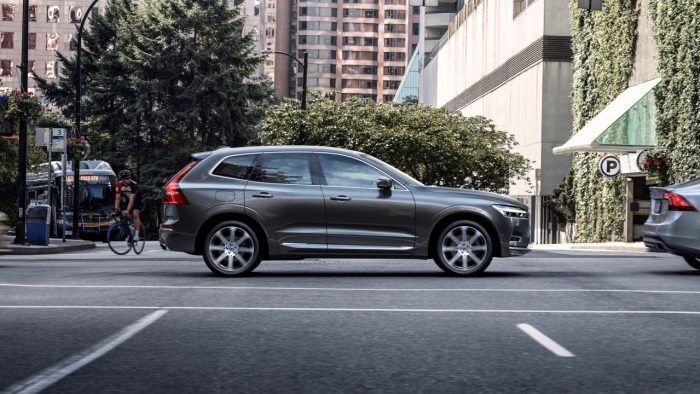 Volvo XC60 2021 17 700x394