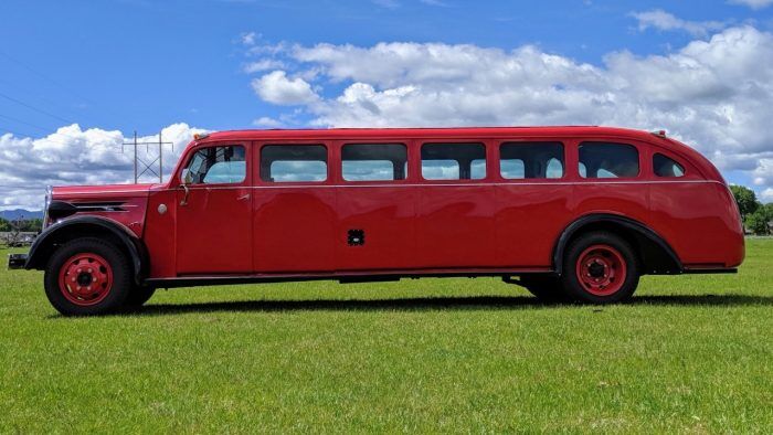 1937 Kenworth National Park Bus 5 700x394