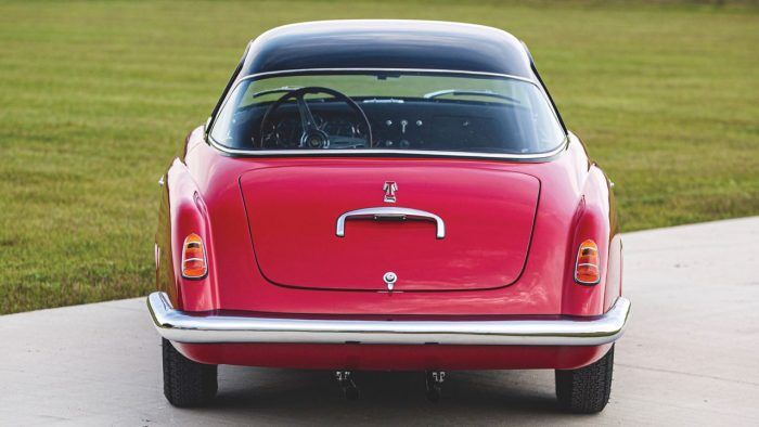 Fiat 8V Vignale 1954 4 700x394