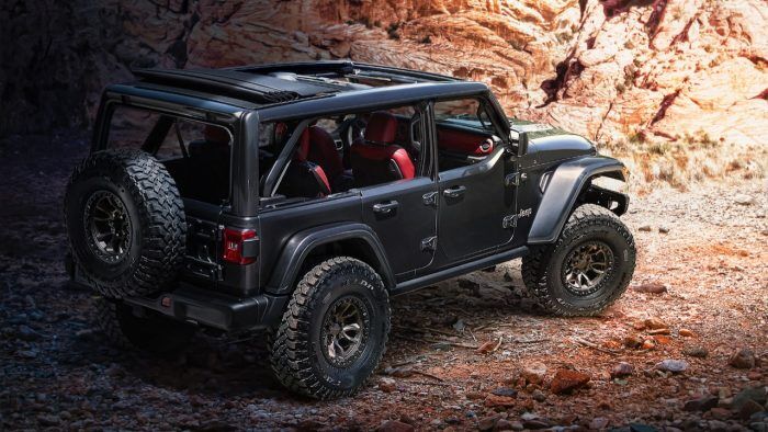 Jeep Wrangler Rubicon 392 Concept 2 700x394