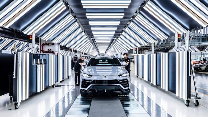 Lamborghini Urus 10k 4 700x394