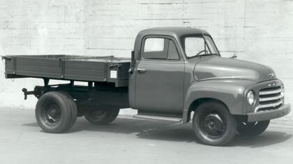 Opel Blitz, el tan exitoso como desconocido camión de la firma del rayo