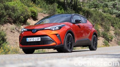 Toyota C-HR 180H, a prueba: ¿puede un SUV híbrido ser deportivo?