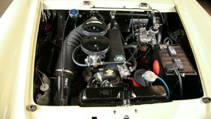 1958 Fiat 1200 Wonderful Coupe By Vignale 2 700x394