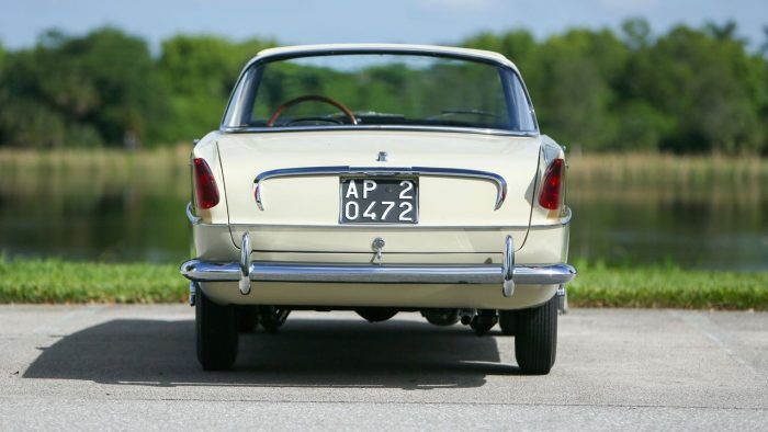 1958 Fiat 1200 Wonderful Coupe By Vignale 6 700x394