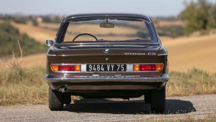 BMW 2000 CS 4 700x394