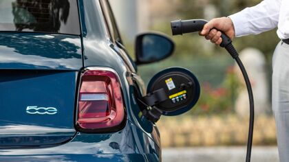 Los coches eléctricos superan en ventas a los de combustión interna: el caso de Noruega