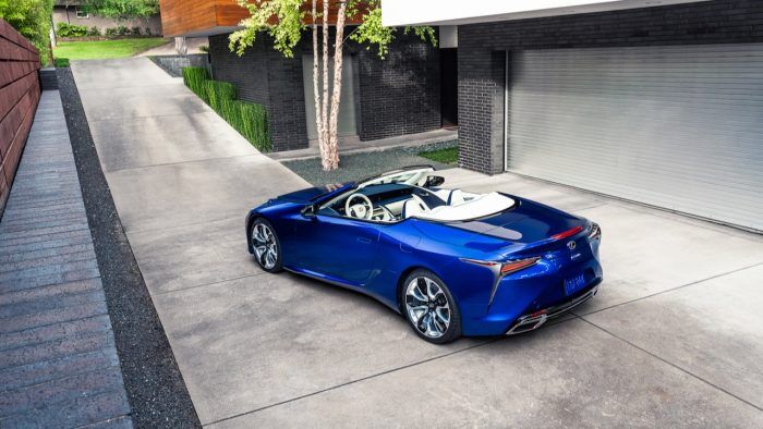 Lexus LC Convertible Regatta Edition 20 700x394