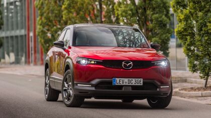 El Mazda MX-30 sumará una versión microhíbrida e-Skyactiv G