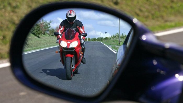 Moto Trafico 3 700x394
