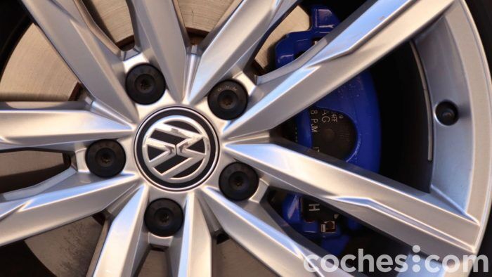 Volkswagen Passat Variant GTE Detalle 7 700x394