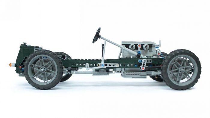 LEGO 1927 Bentley 4½ Litre Blower 12 700x394