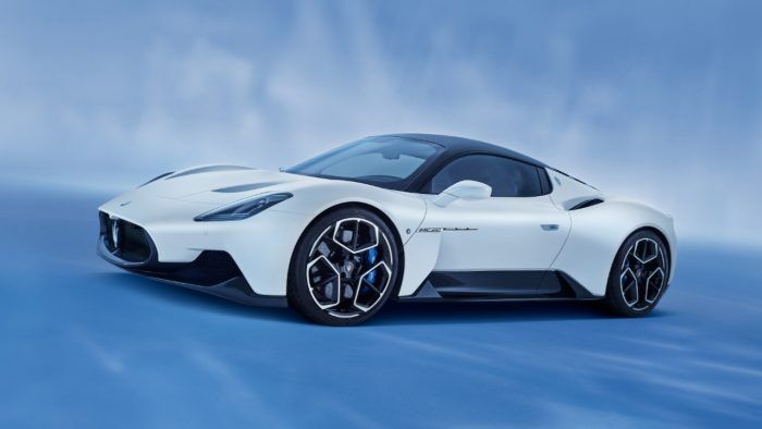 Maserati MC20 33 700x394