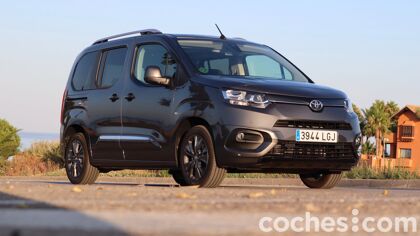 Toyota ProAce City Verso, a prueba: ¿qué tal va el primer Toyota made in Spain?