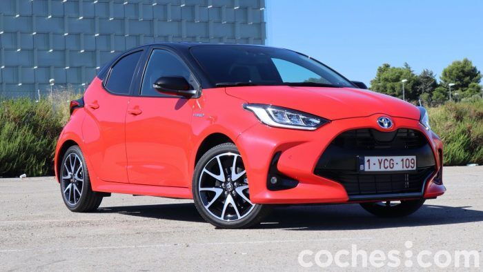 Toyota Yaris Hybrid 2021 Prueba 2 700x394