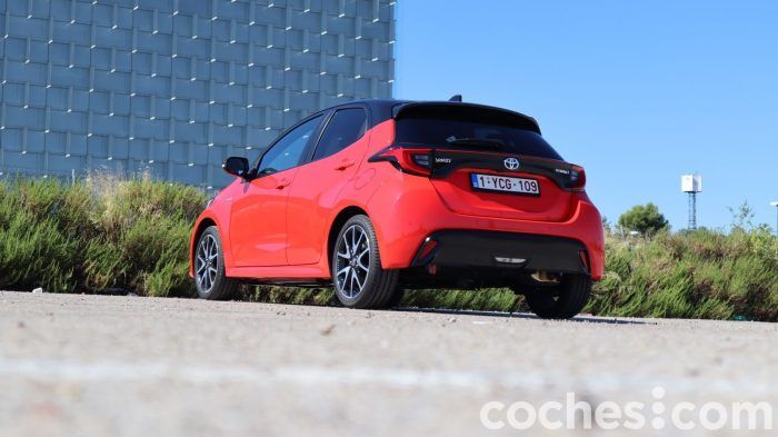 Toyota Yaris Hybrid 2021 Prueba 7 700x393